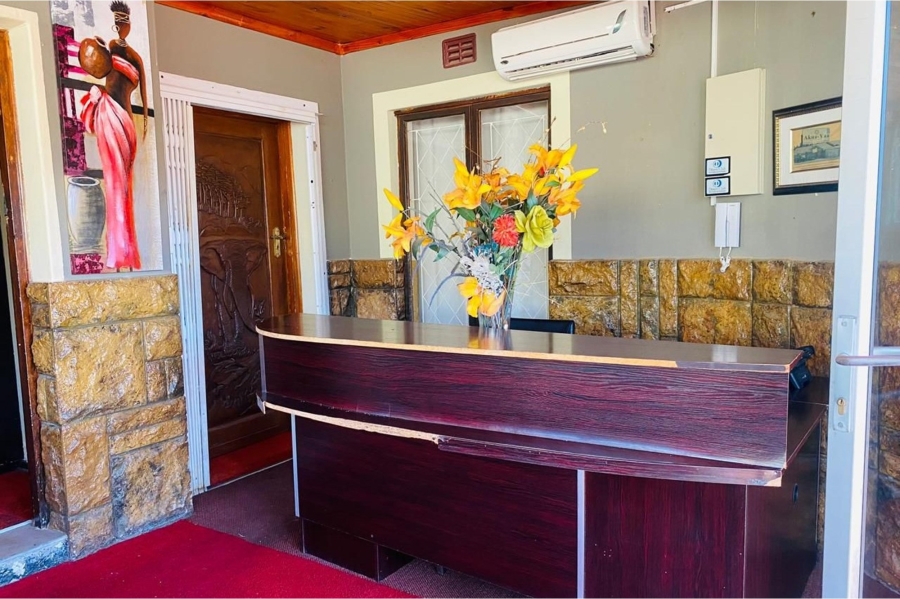 Commercial Property for Sale in Southernwood Eastern Cape
